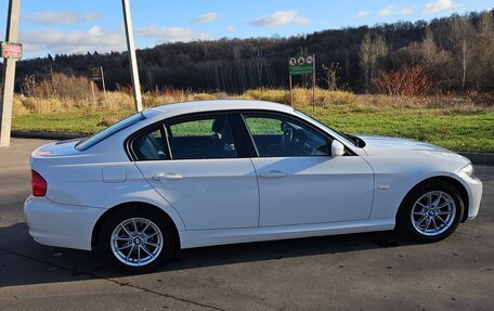 BMW 3 серия, 2011 год, 1 390 000 рублей, 15 фотография