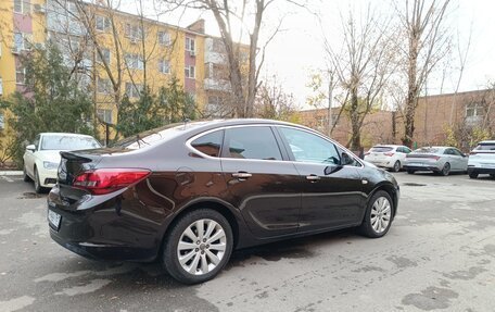 Opel Astra J, 2013 год, 1 230 000 рублей, 7 фотография