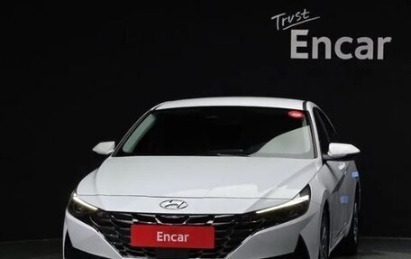 Hyundai Elantra, 2020 год, 2 140 000 рублей, 2 фотография