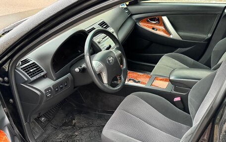 Toyota Camry, 2010 год, 1 620 000 рублей, 10 фотография