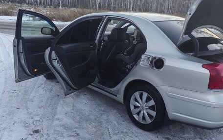 Toyota Avensis III рестайлинг, 2006 год, 830 000 рублей, 11 фотография