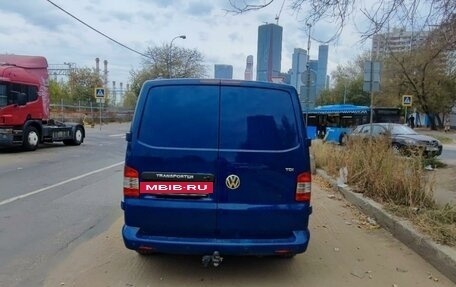 Volkswagen Transporter T5 рестайлинг, 2011 год, 1 850 000 рублей, 4 фотография