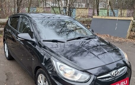 Hyundai Solaris II рестайлинг, 2012 год, 1 150 000 рублей, 9 фотография