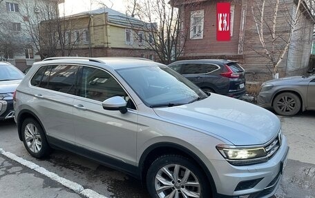 Volkswagen Tiguan II, 2017 год, 2 670 000 рублей, 2 фотография