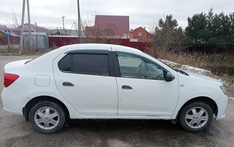 Renault Logan II, 2015 год, 450 000 рублей, 5 фотография