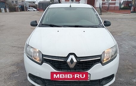 Renault Logan II, 2015 год, 450 000 рублей, 6 фотография