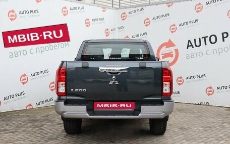 Mitsubishi L200, 2024 год, 4 990 000 рублей, 6 фотография