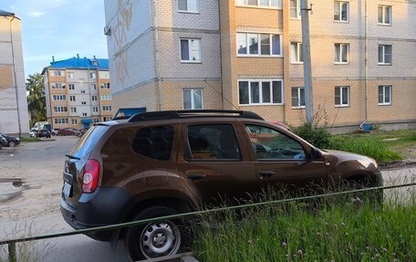 Renault Duster I рестайлинг, 2014 год, 1 000 000 рублей, 3 фотография