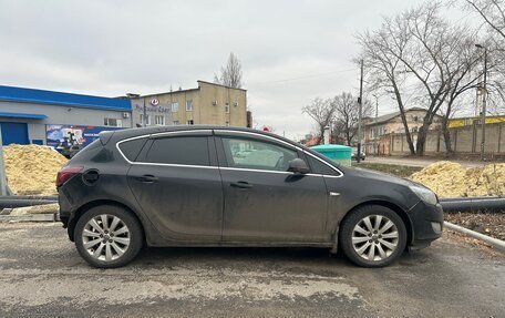 Opel Astra J, 2010 год, 650 000 рублей, 3 фотография