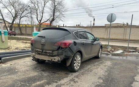 Opel Astra J, 2010 год, 650 000 рублей, 4 фотография