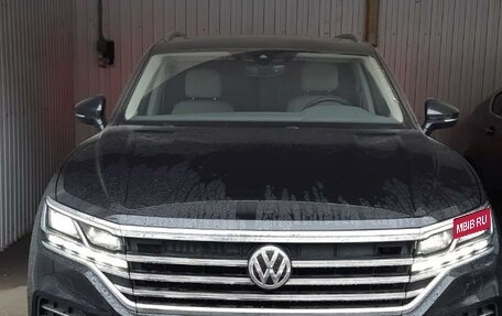 Volkswagen Touareg III, 2019 год, 8 000 000 рублей, 3 фотография