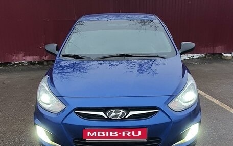 Hyundai Solaris II рестайлинг, 2013 год, 1 075 000 рублей, 12 фотография