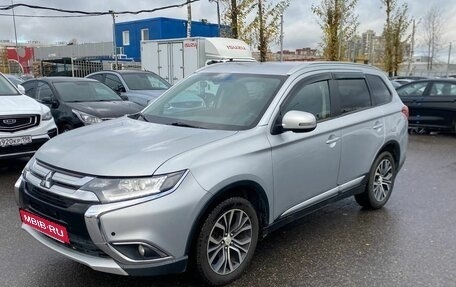 Mitsubishi Outlander III рестайлинг 3, 2015 год, 1 600 000 рублей, 1 фотография