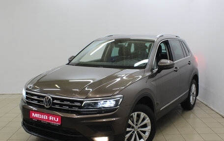 Volkswagen Tiguan II, 2018 год, 2 349 000 рублей, 1 фотография