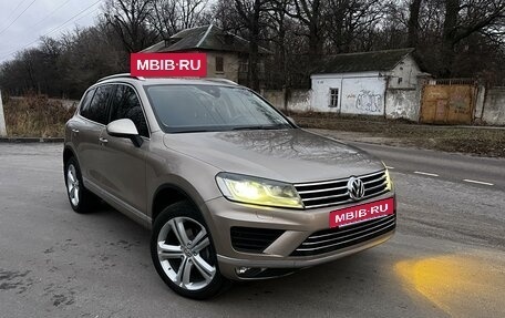 Volkswagen Touareg III, 2015 год, 3 350 000 рублей, 8 фотография