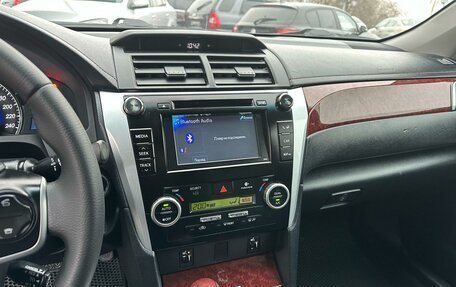 Toyota Camry, 2013 год, 1 800 000 рублей, 22 фотография