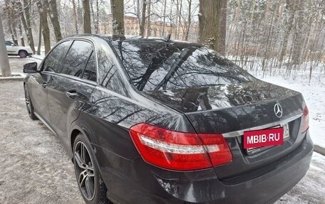 Mercedes-Benz E-Класс, 2011 год, 2 050 000 рублей, 7 фотография