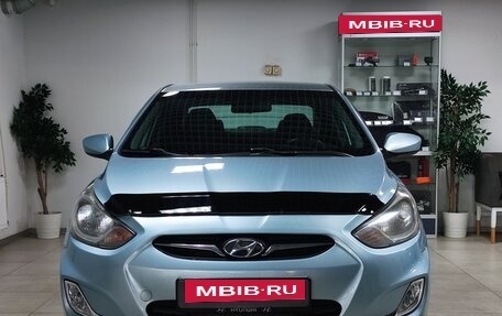 Hyundai Solaris II рестайлинг, 2011 год, 850 000 рублей, 3 фотография