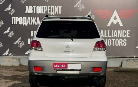 Mitsubishi Outlander III рестайлинг 3, 2003 год, 685 000 рублей, 6 фотография