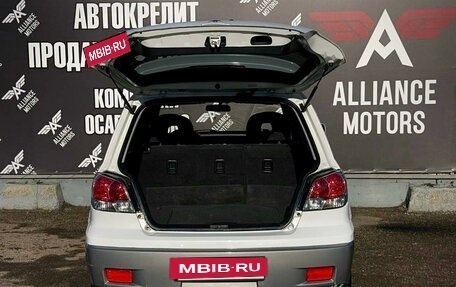 Mitsubishi Outlander III рестайлинг 3, 2003 год, 685 000 рублей, 7 фотография