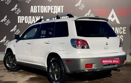 Mitsubishi Outlander III рестайлинг 3, 2003 год, 685 000 рублей, 5 фотография