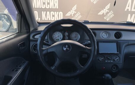 Mitsubishi Outlander III рестайлинг 3, 2003 год, 685 000 рублей, 21 фотография