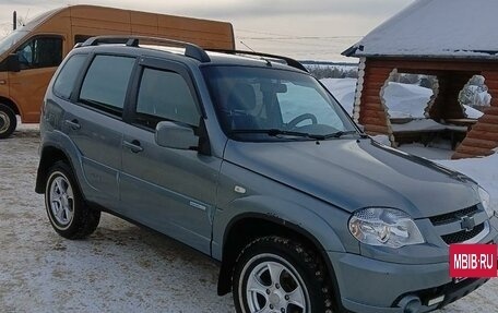 Chevrolet Niva I рестайлинг, 2011 год, 580 000 рублей, 2 фотография