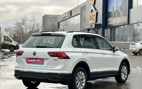 Volkswagen Tiguan II, 2021 год, 3 490 000 рублей, 2 фотография