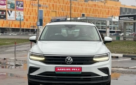 Volkswagen Tiguan II, 2021 год, 3 490 000 рублей, 3 фотография