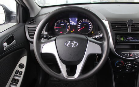 Hyundai Solaris II рестайлинг, 2013 год, 949 000 рублей, 6 фотография