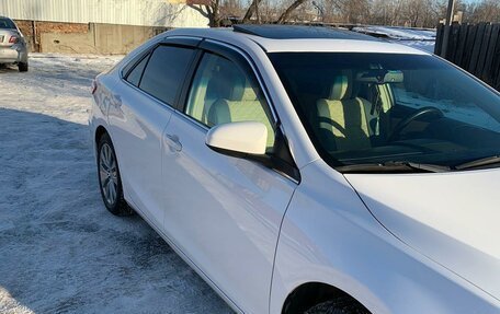 Toyota Camry, 2017 год, 1 890 000 рублей, 7 фотография