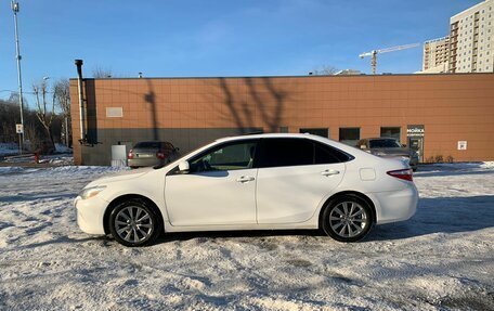 Toyota Camry, 2017 год, 1 890 000 рублей, 10 фотография