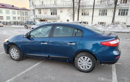 Renault Fluence I, 2012 год, 700 000 рублей, 2 фотография