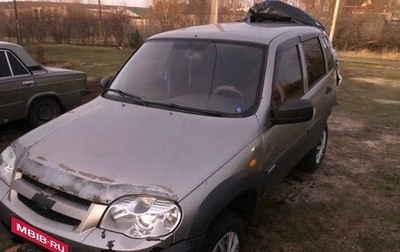 Chevrolet Niva I рестайлинг, 2010 год, 250 000 рублей, 1 фотография