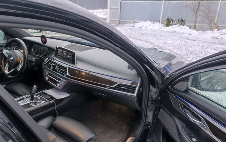 BMW 7 серия, 2017 год, 3 380 000 рублей, 11 фотография