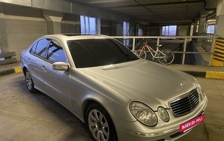 Mercedes-Benz E-Класс, 2003 год, 1 200 000 рублей, 2 фотография