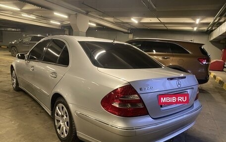 Mercedes-Benz E-Класс, 2003 год, 1 200 000 рублей, 8 фотография