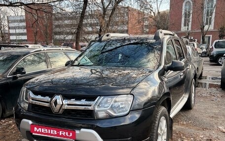 Renault Duster I рестайлинг, 2017 год, 1 650 000 рублей, 3 фотография