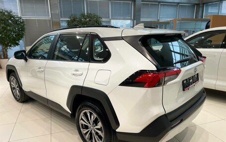 Toyota RAV4, 2024 год, 5 050 000 рублей, 4 фотография