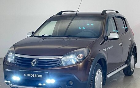 Renault Sandero I, 2013 год, 835 000 рублей, 3 фотография