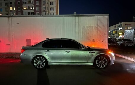 BMW M5, 2005 год, 2 100 000 рублей, 1 фотография