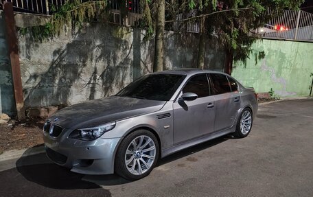 BMW M5, 2005 год, 2 100 000 рублей, 4 фотография