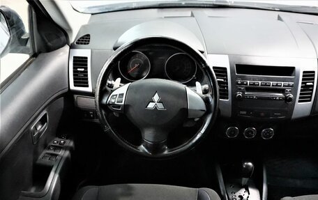 Mitsubishi Outlander III рестайлинг 3, 2011 год, 1 099 800 рублей, 10 фотография