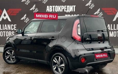 KIA Soul II рестайлинг, 2018 год, 1 695 000 рублей, 5 фотография