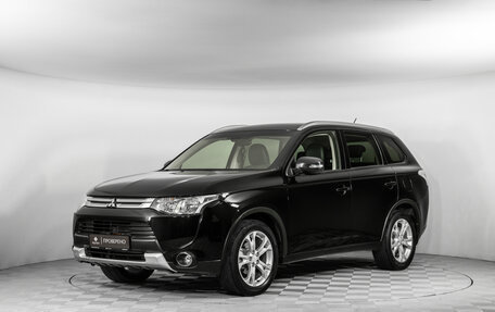 Mitsubishi Outlander III рестайлинг 3, 2014 год, 1 690 000 рублей, 1 фотография