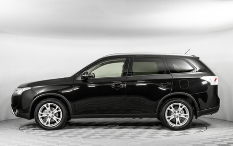 Mitsubishi Outlander III рестайлинг 3, 2014 год, 1 690 000 рублей, 9 фотография