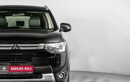 Mitsubishi Outlander III рестайлинг 3, 2014 год, 1 690 000 рублей, 21 фотография