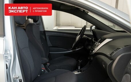 Hyundai Solaris II рестайлинг, 2011 год, 810 000 рублей, 8 фотография