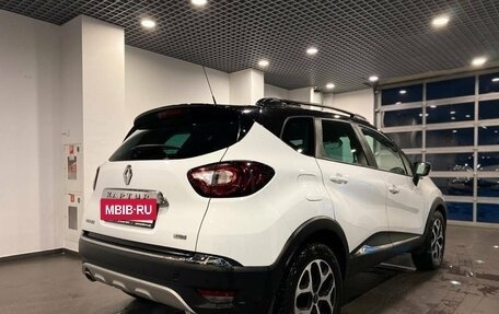 Renault Kaptur I рестайлинг, 2019 год, 2 100 000 рублей, 3 фотография