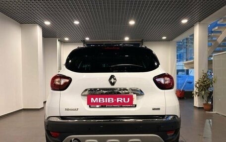 Renault Kaptur I рестайлинг, 2019 год, 2 100 000 рублей, 4 фотография